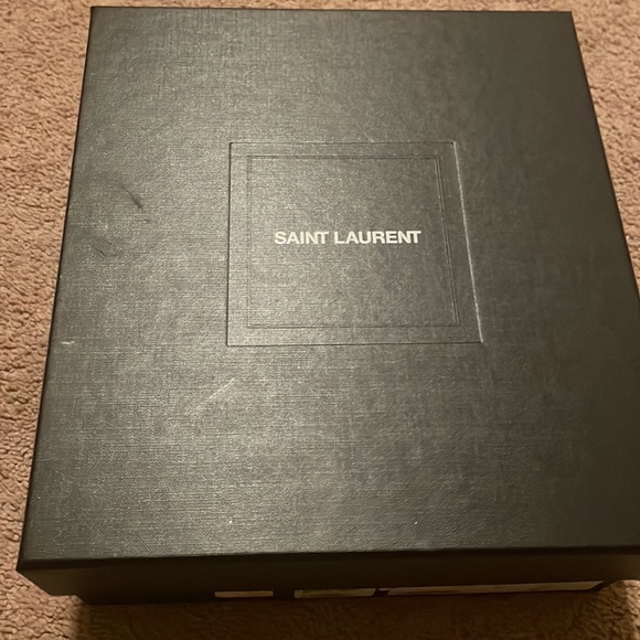 Saint Lauren tribute - Picture 5 of 8